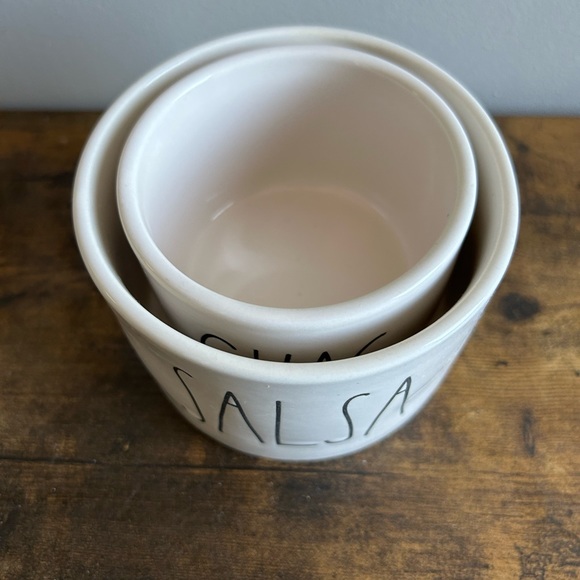 SOLD Rae Dunn Salsa & Guacamole Bowl Set - Picture 2 of 4